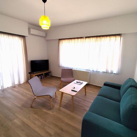 Spáta Alexander Apartments Airport מראה חיצוני תמונה